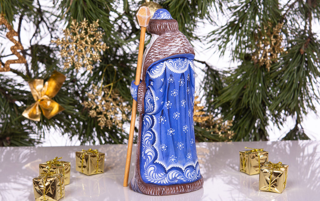 Santa Claus figurine, artisan hand painted girl scene, 8.7 inch