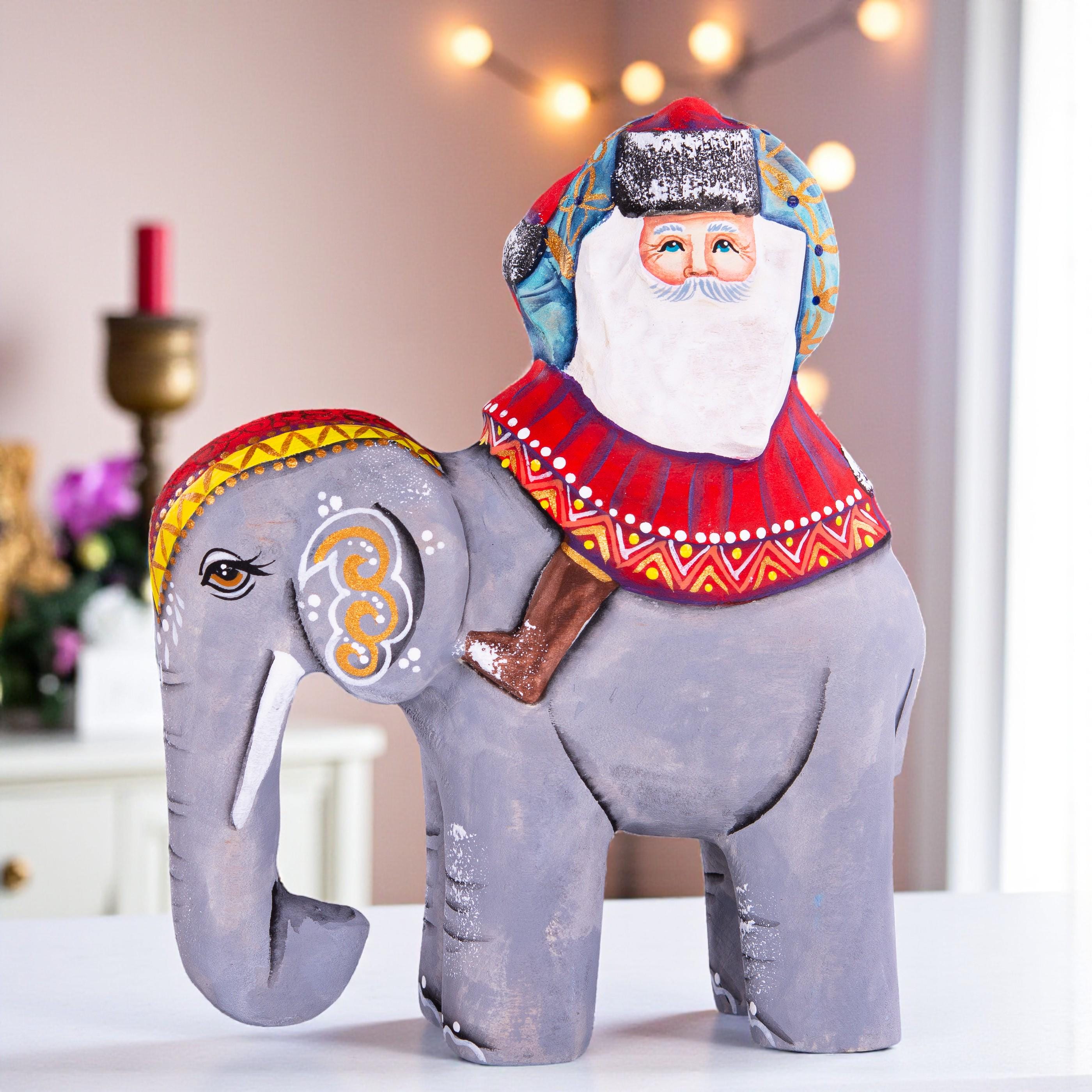 Wooden Hand Carved Santa Claus figurine, Handmade Christmas Home Decor, Hand painted funny Christmas gift made in Ukraine