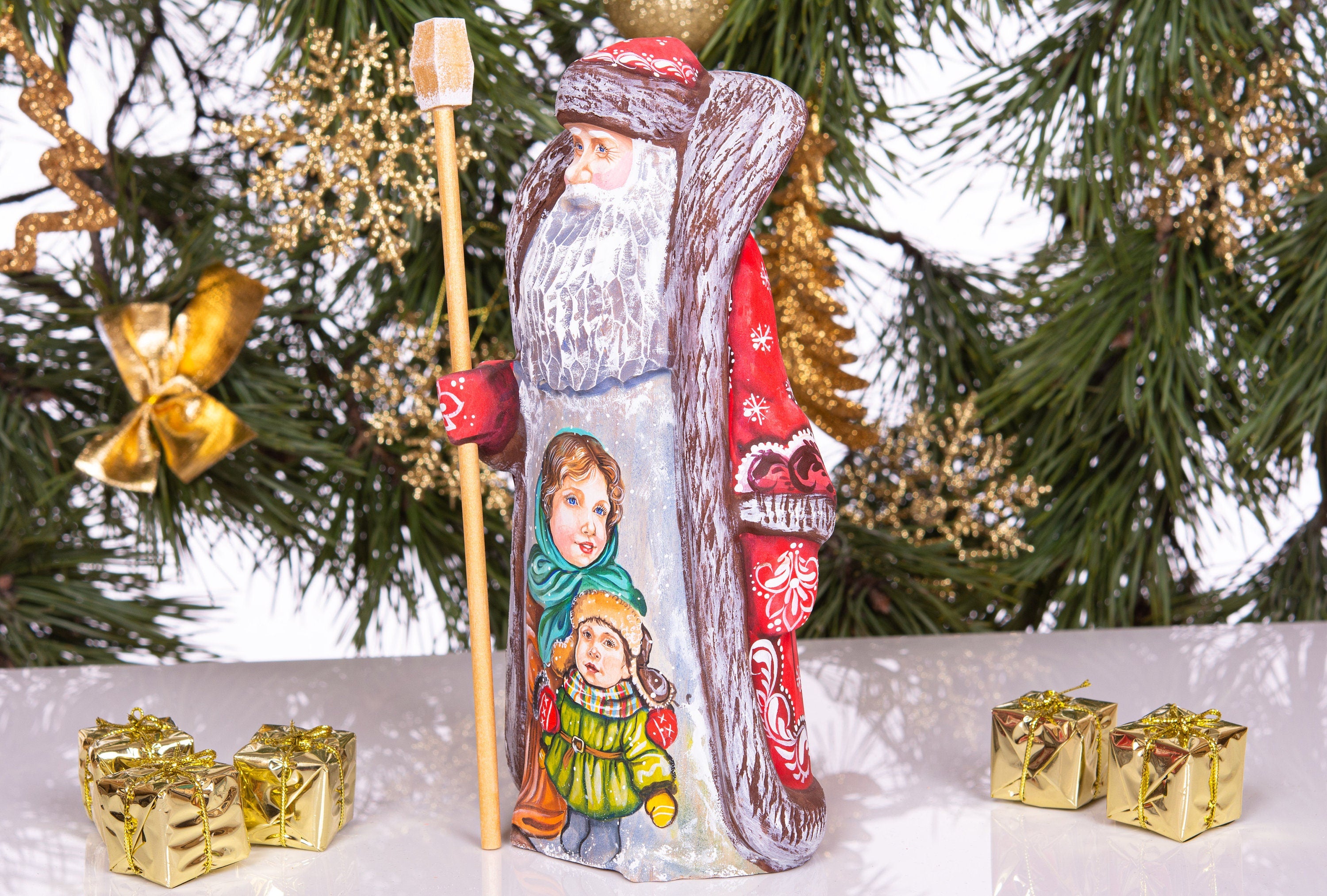 Hand carved Santa 9.5 inch solid wood figurine, children portrait
