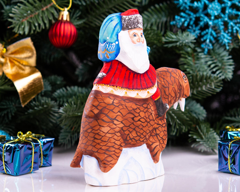 Old World Santa wooden figurine 5.9 inch, walrus arctic scene display