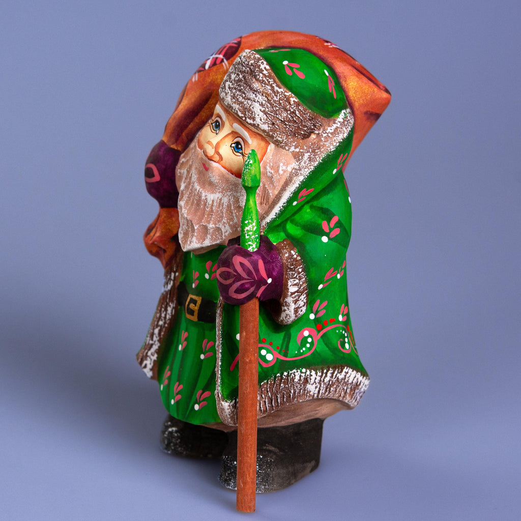 Hand-Carved Wooden Santa Claus Figurine: 6" Holiday Decor