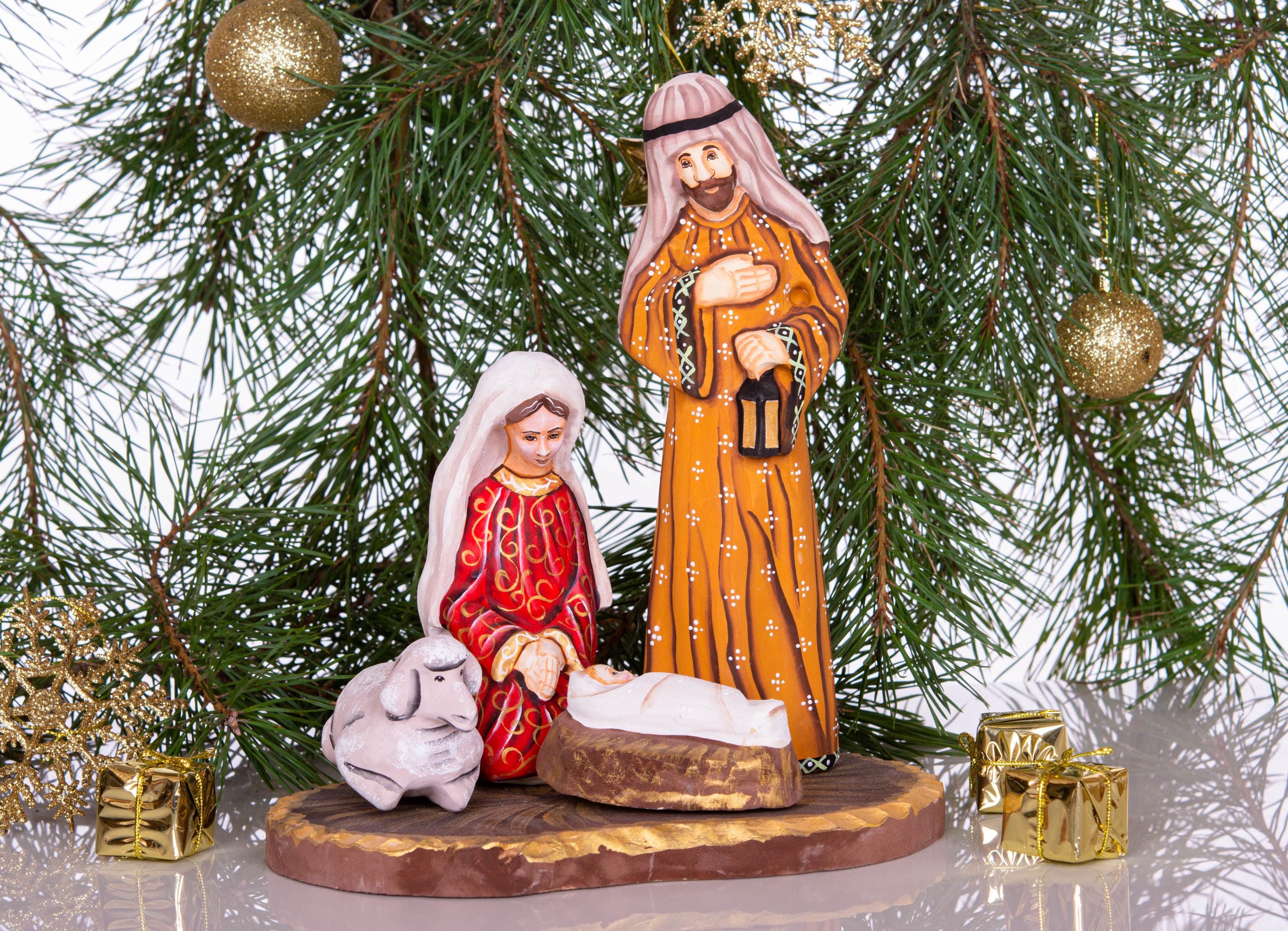 Wooden Holy Family figurine 9.4 inch, hand painted creche