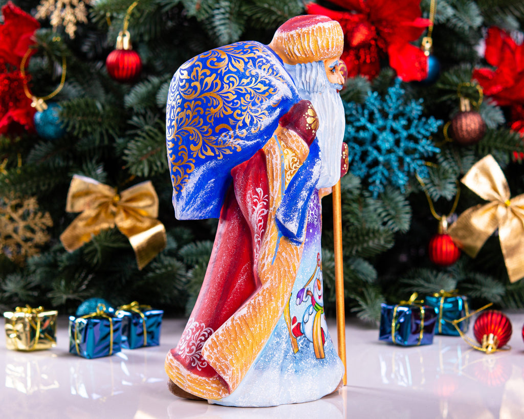 Hand Carved Wooden Santa Claus Figurine: Holiday Home Decor