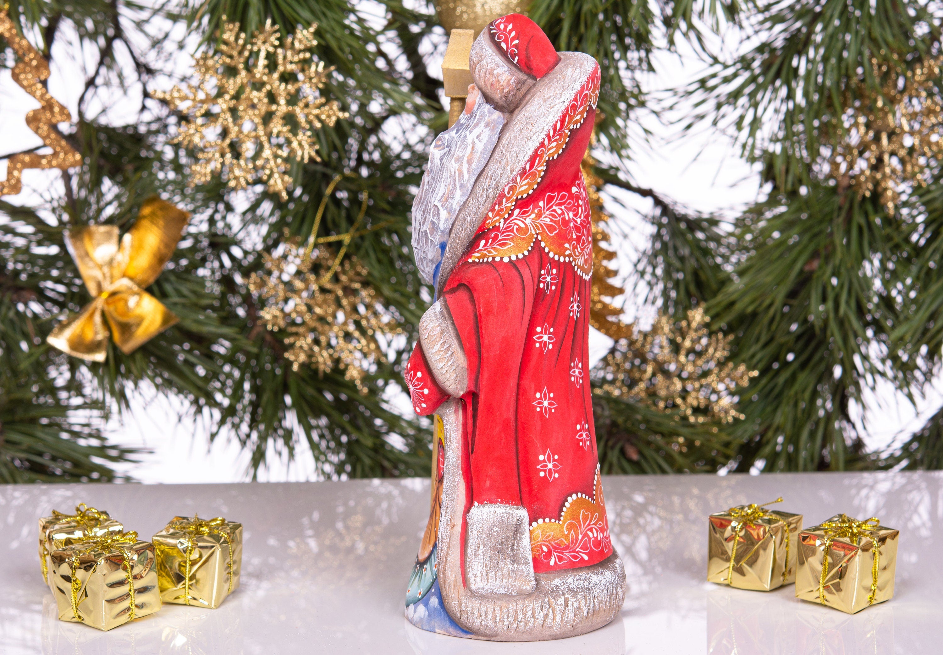 Hand carved Santa 9.1 inch solid wood figurine, folk art collectible