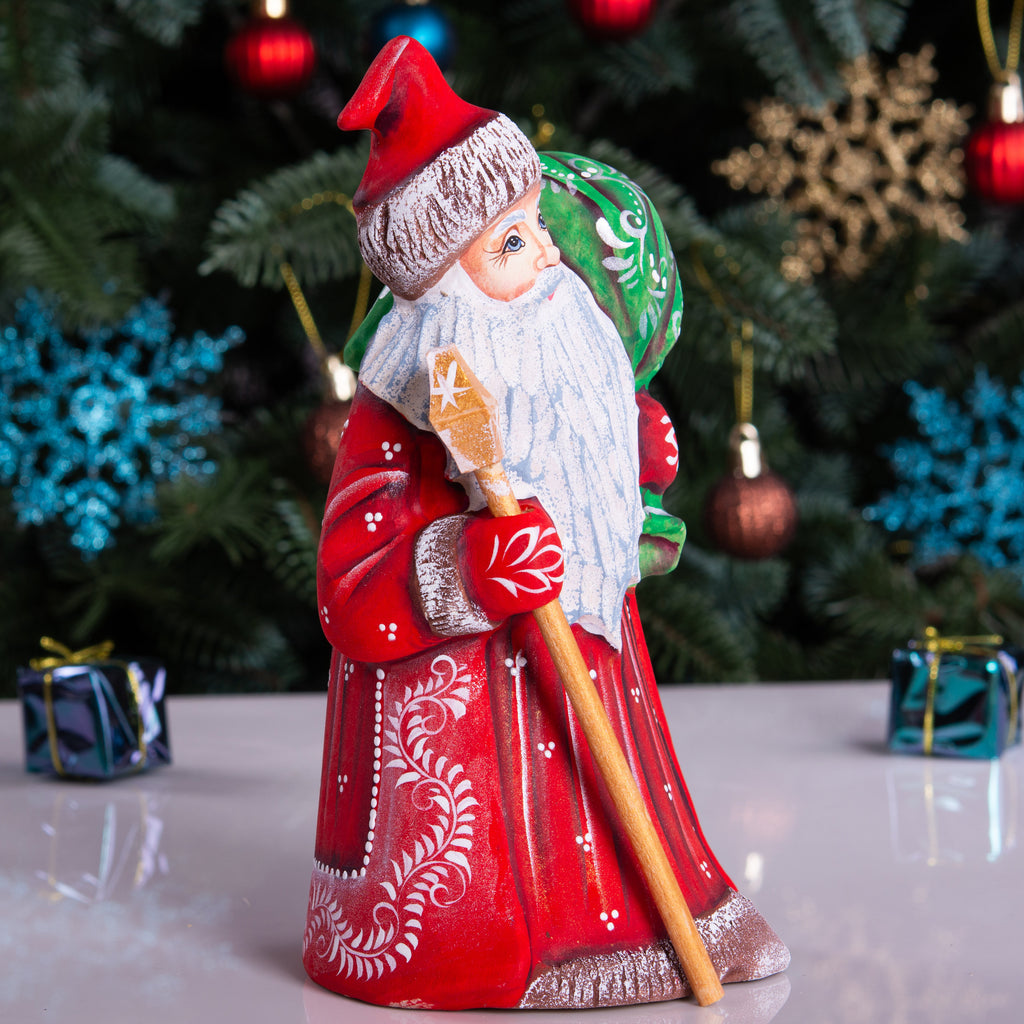 Hand-Carved Wooden Santa Claus Figurine: Retro Christmas Decor (8 inch)