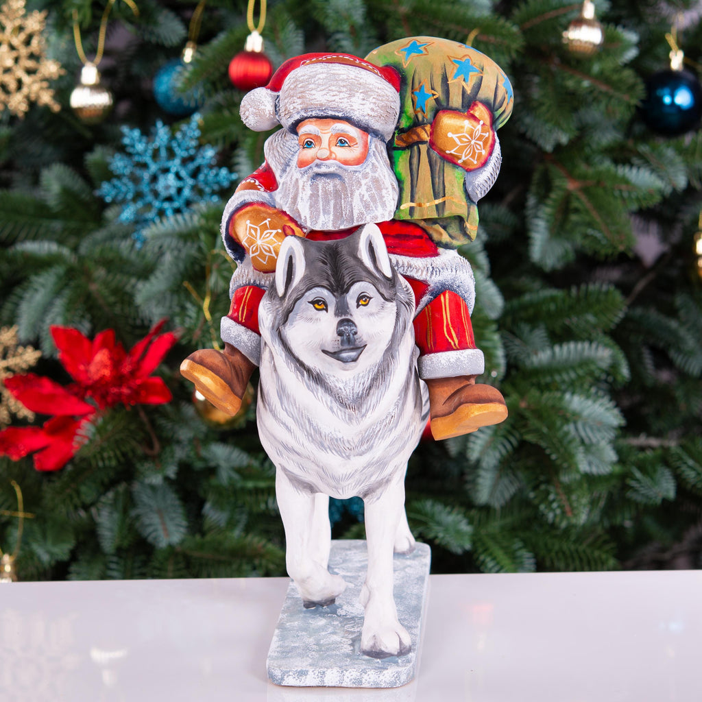 Hand Carved Wooden Santa Claus Figurine: Folk Art Christmas Decor
