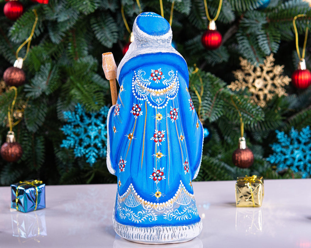 Hand Carved Wooden Santa Claus Figurine: Signed Christmas Decor