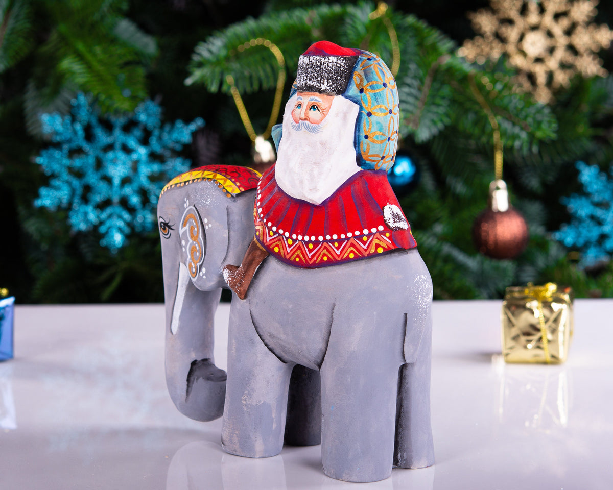 Wooden Hand Carved Santa Claus figurine, Handmade Christmas Home Decor, Hand painted funny Christmas gift made in Ukraine