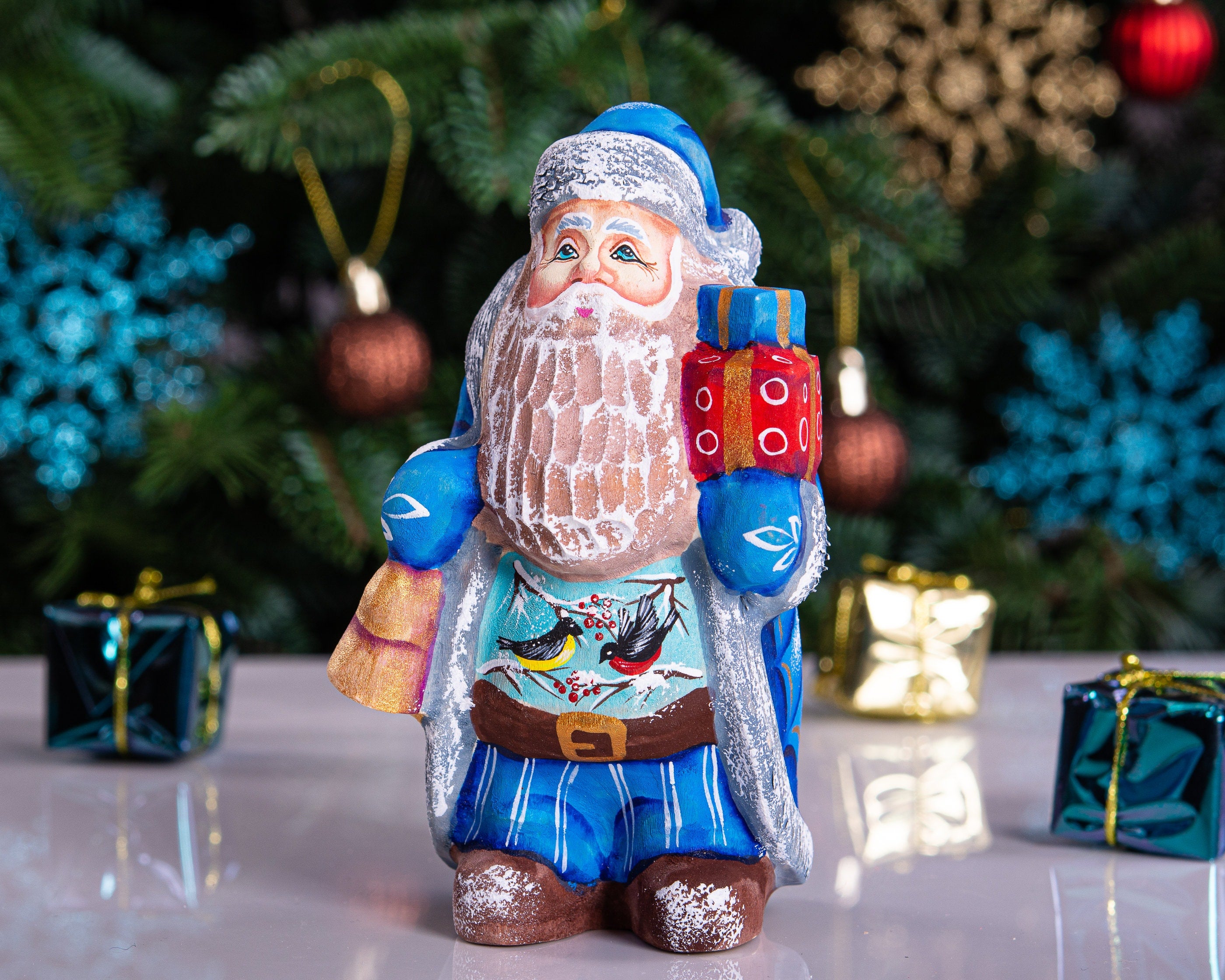 Santa Figurine Hand Carved Wood Bell and Gifts Bird Accents 5.5″