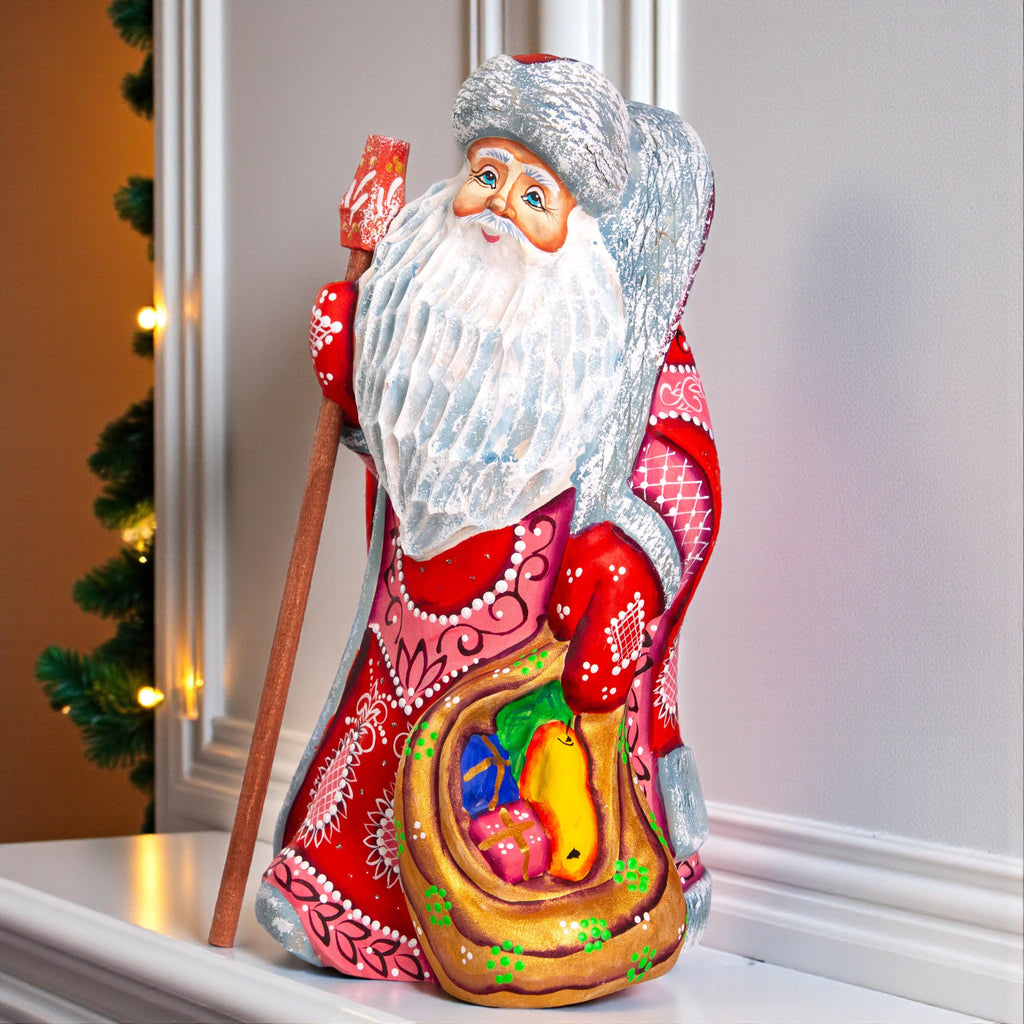 Old World Santa figurine 9.1 inch, folk art mantel decor