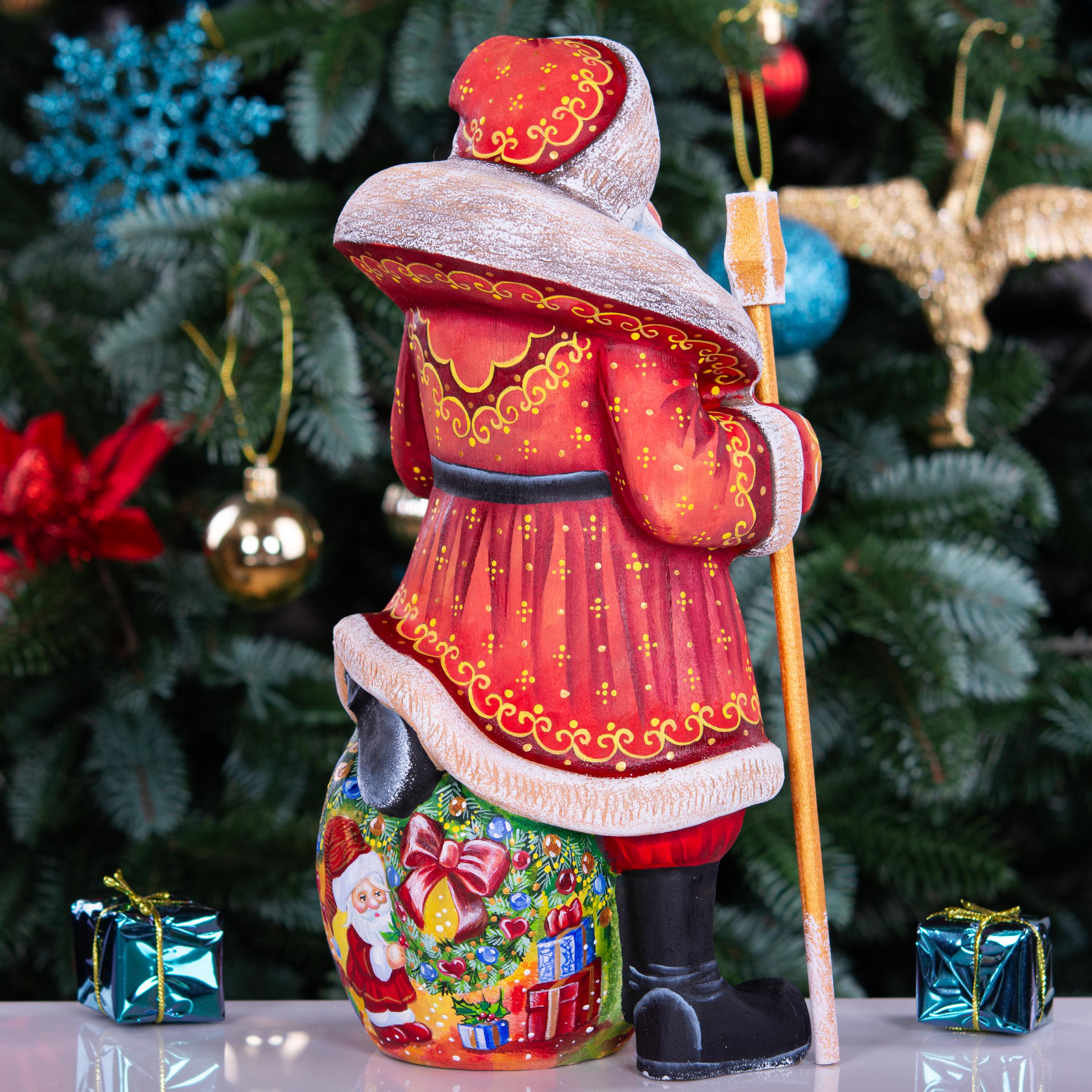 Hand-Carved Wooden Santa Claus Figurine: Christmas Home Decor