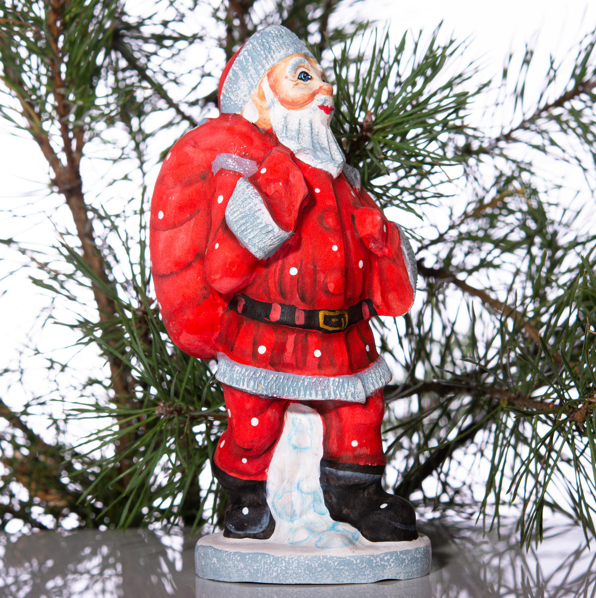 Hand Carved Wooden Santa Figurine: Vintage Christmas Decor