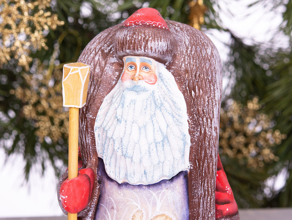 Hand-Carved Wooden Santa Claus Figurine: 9" Christmas Home Decor