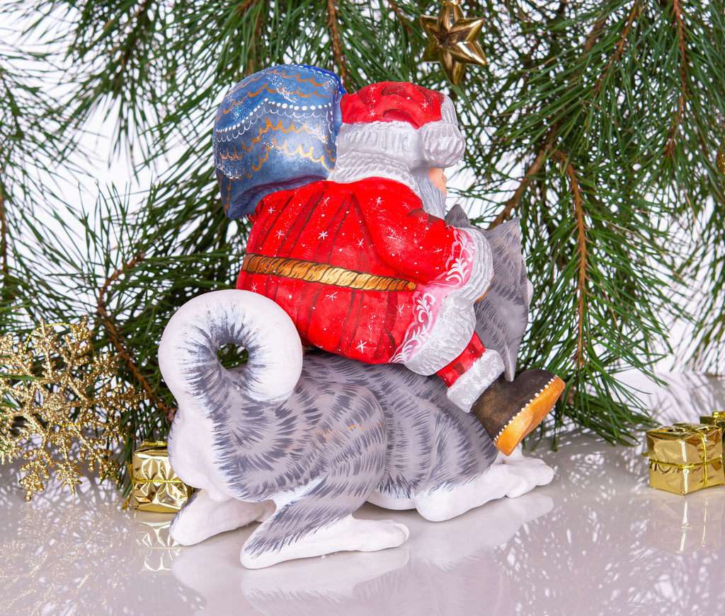Hand-Carved Santa Claus Figurine on Dog: Retro Christmas Decor