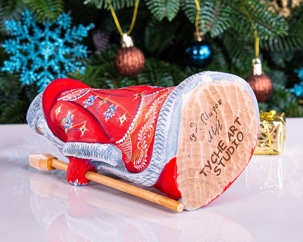 Hand-Carved Wooden Santa Claus Figurine: Signed Christmas Decor